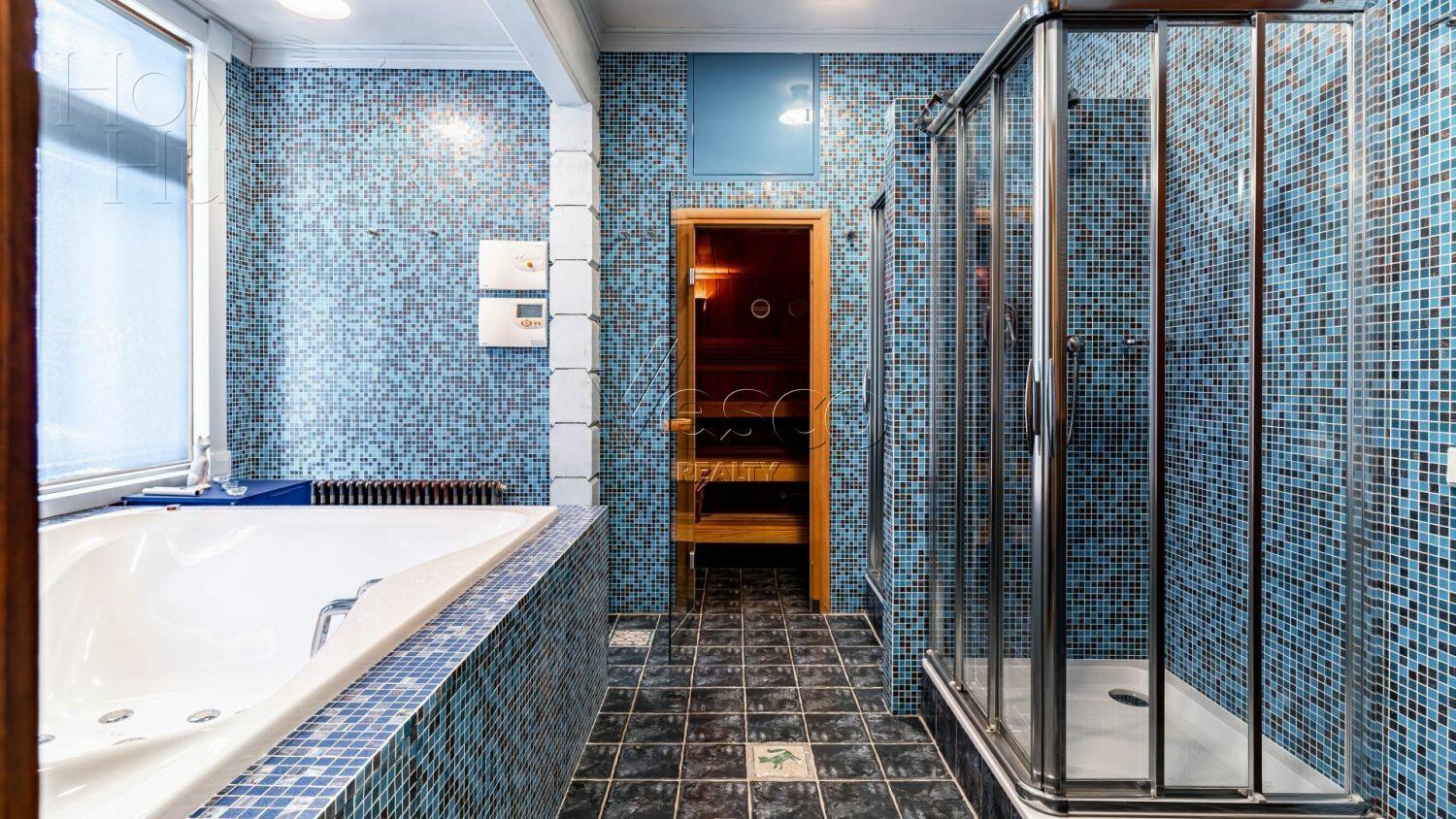 2-этажный коттедж 600 м² с отделкой