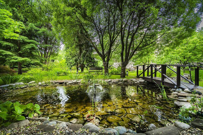 3-этажный коттедж 1 200 м² с отделкой