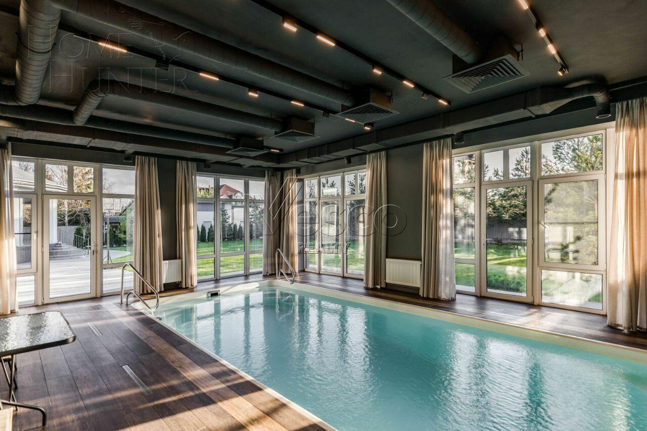 2-этажный коттедж 730 м² с отделкой