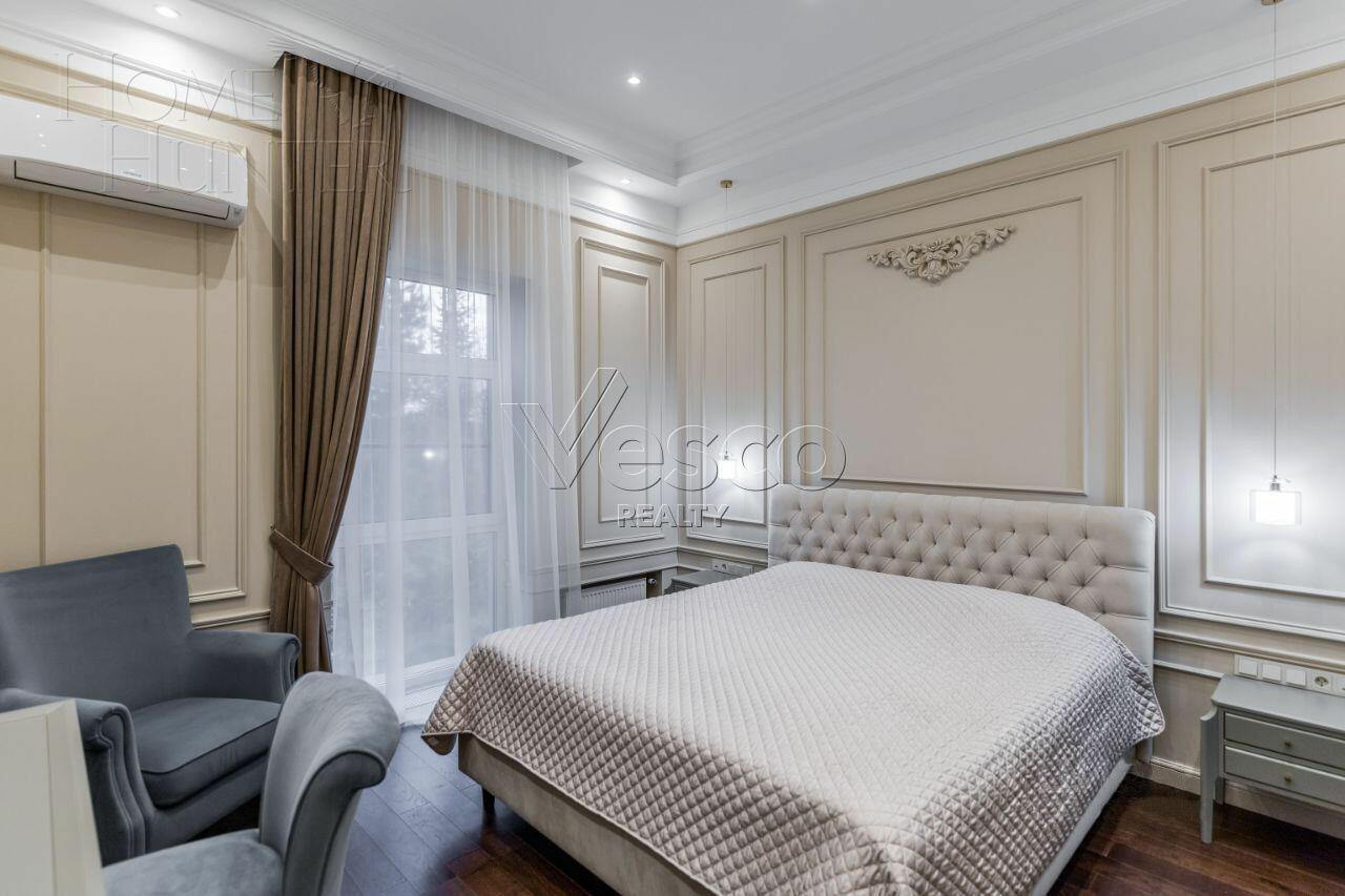 2-этажный коттедж 730 м² с отделкой