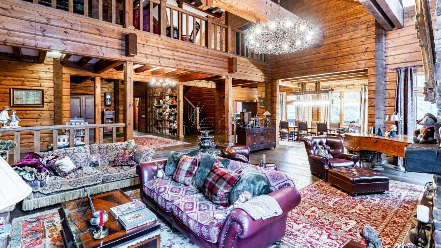 2-этажный коттедж 600 м² с отделкой