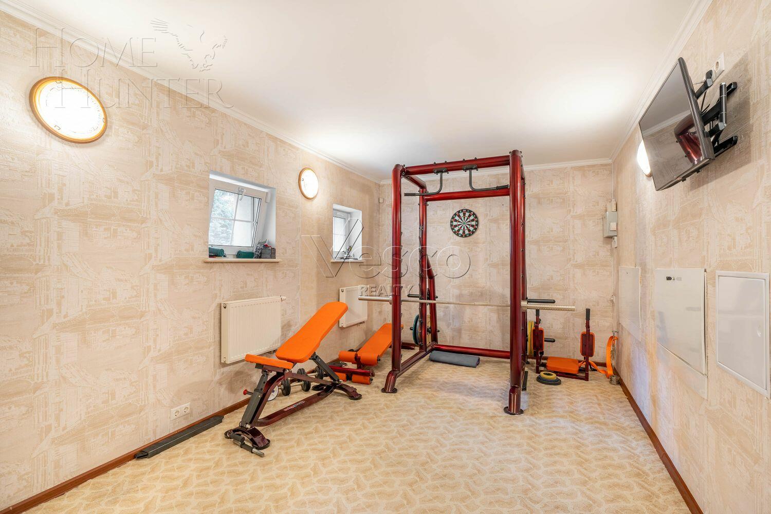 3-этажный коттедж 1 014 м² с отделкой