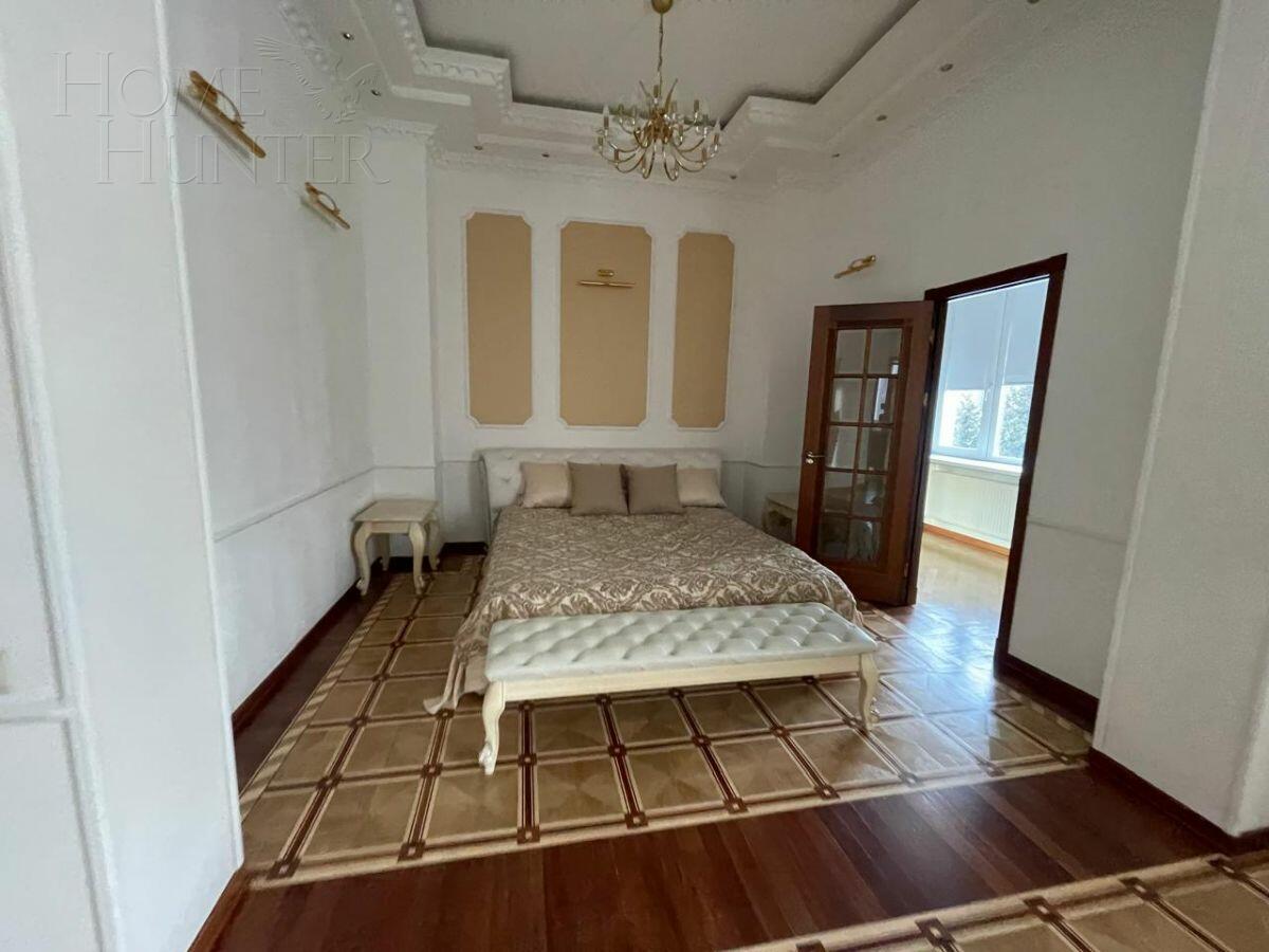 2-этажный коттедж 500 м² с отделкой