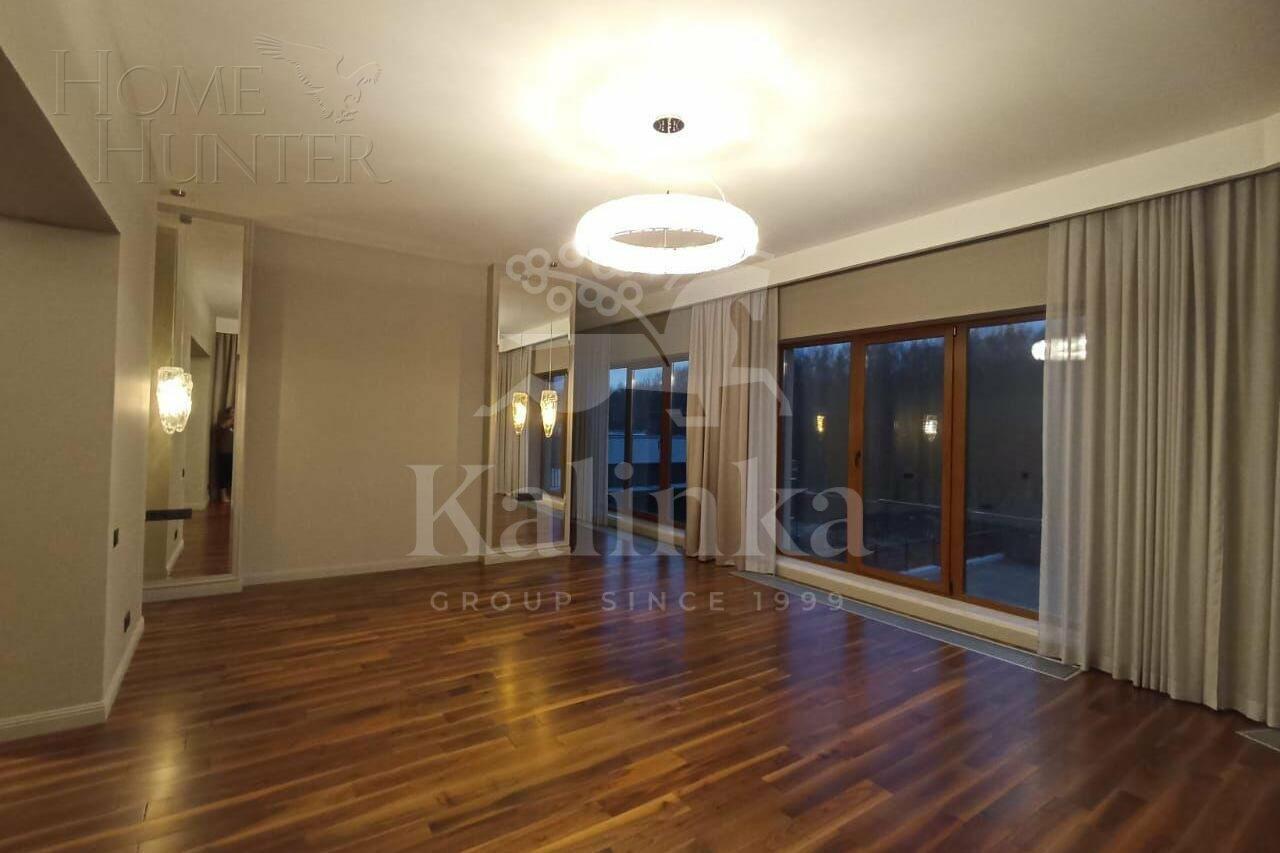 2-этажный коттедж 1 120.4 м² с отделкой