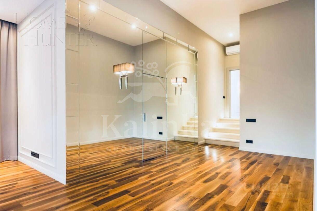 2-этажный коттедж 1 120.4 м² с отделкой