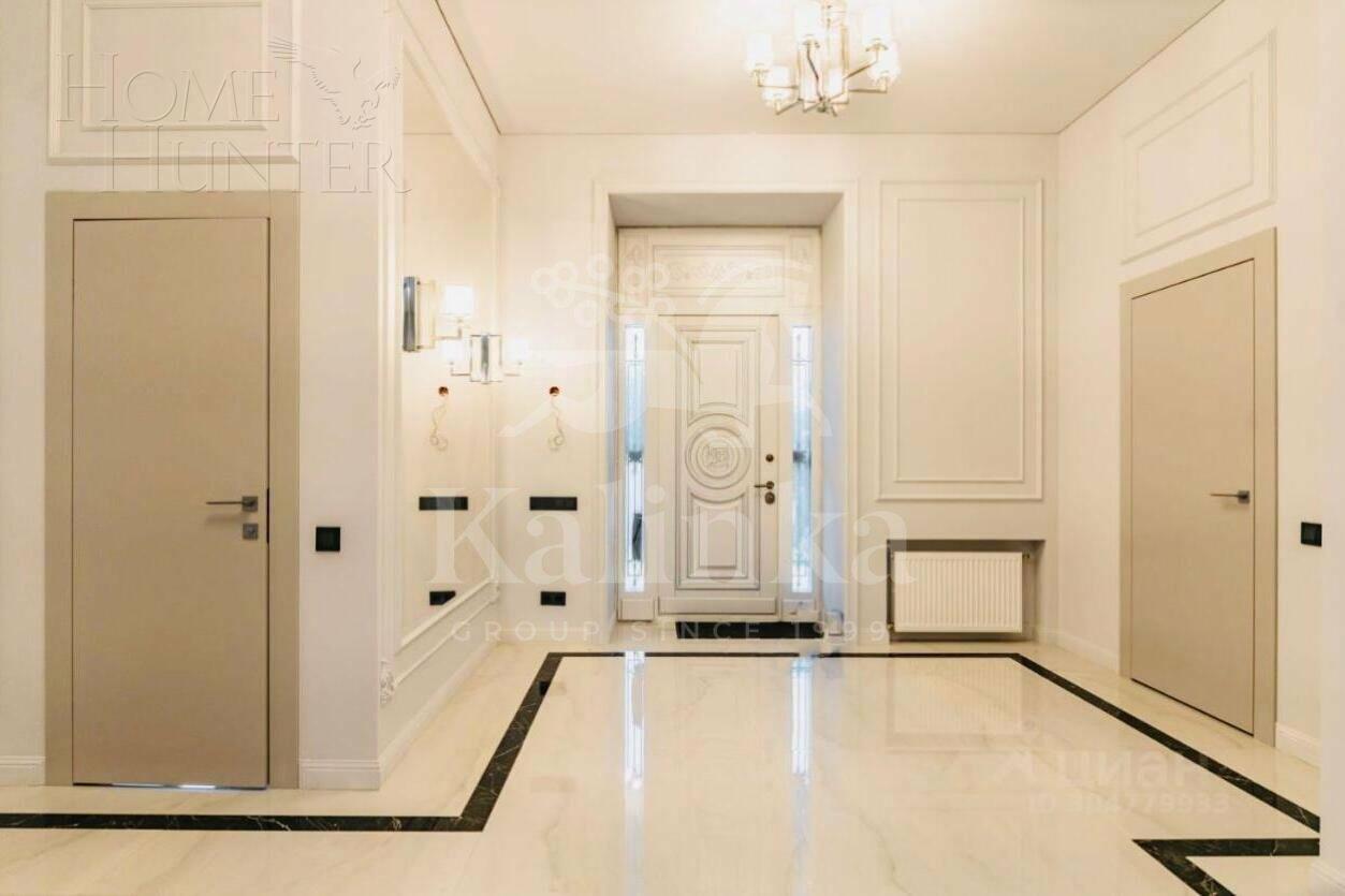 2-этажный коттедж 1 120.4 м² с отделкой