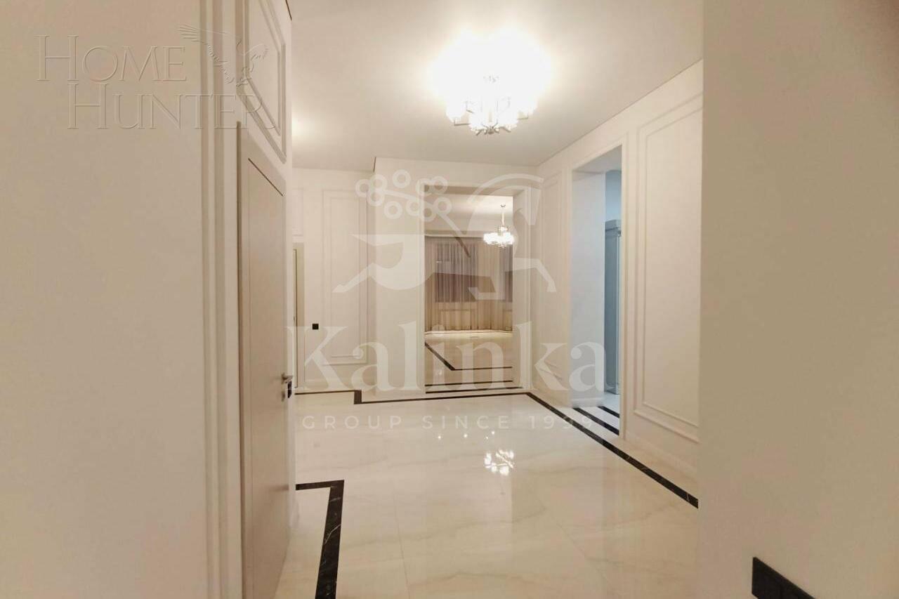 2-этажный коттедж 1 120.4 м² с отделкой