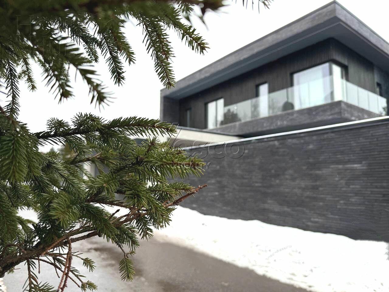 2-этажный коттедж 468.7 м² без отделки