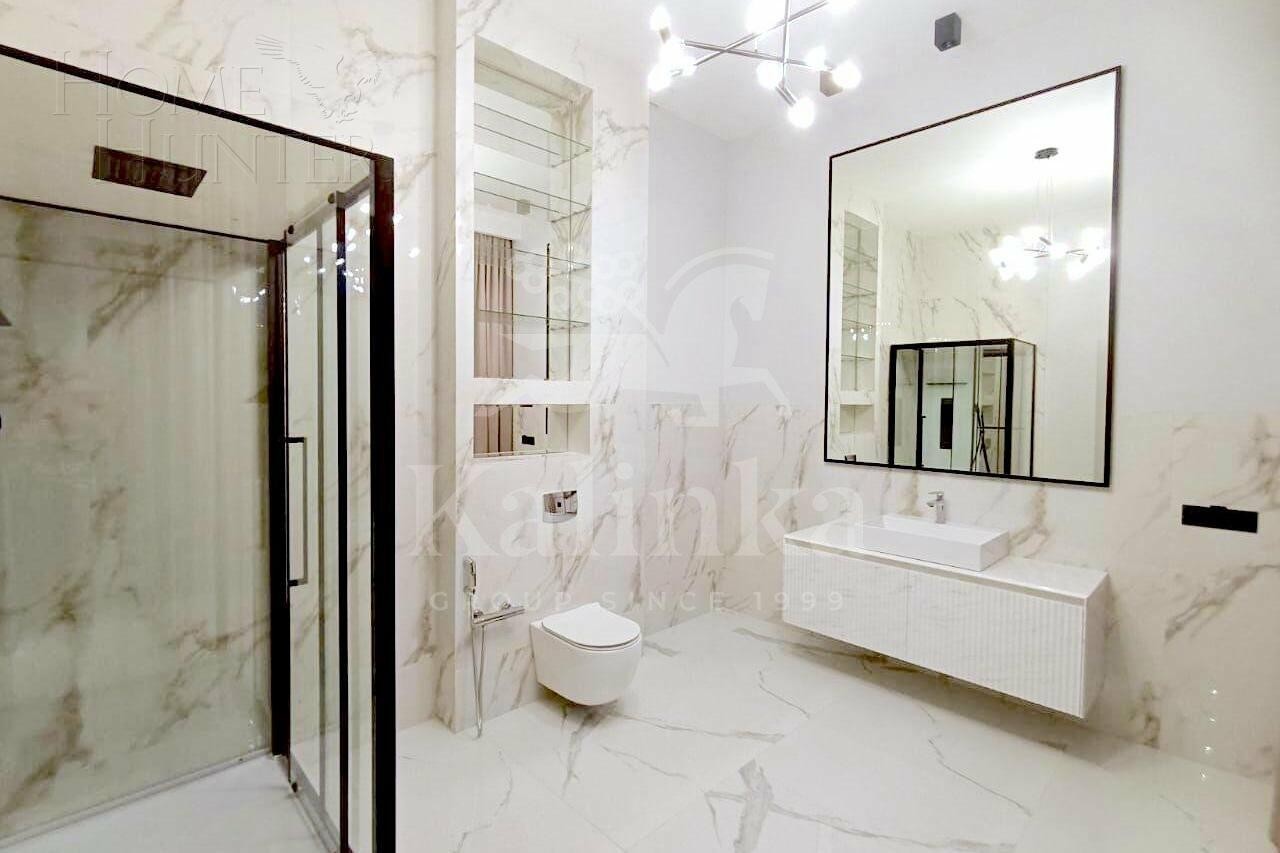 2-этажный коттедж 1 120.4 м² с отделкой