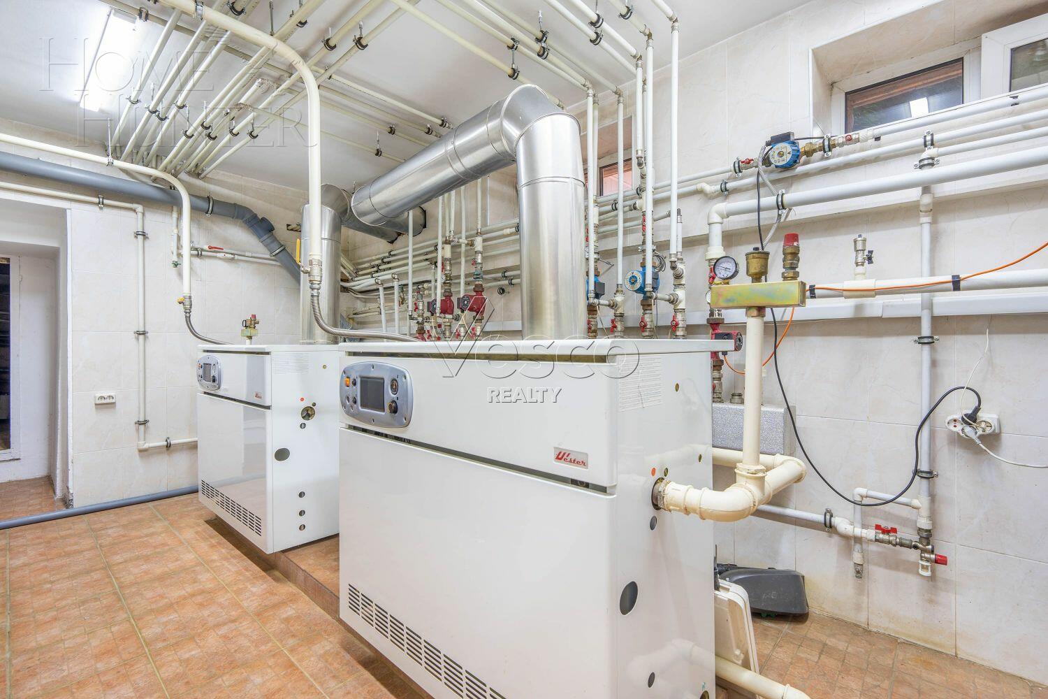 3-этажный коттедж 1 014 м² с отделкой