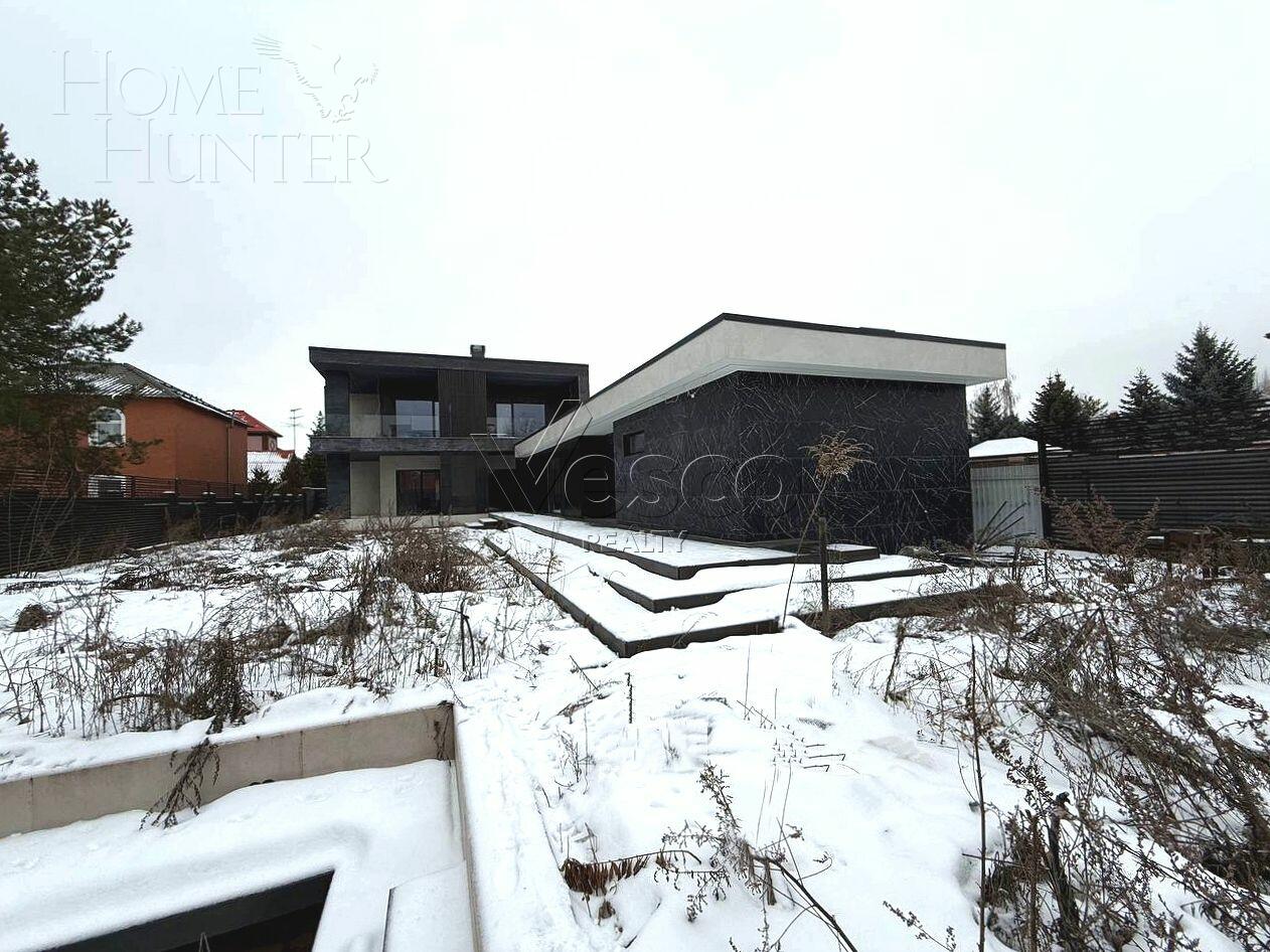 2-этажный коттедж 468.7 м² без отделки