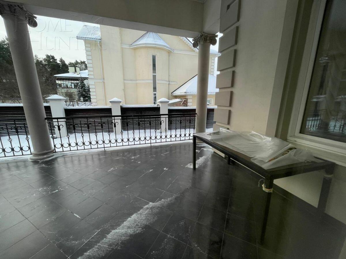 2-этажный коттедж 500 м² с отделкой