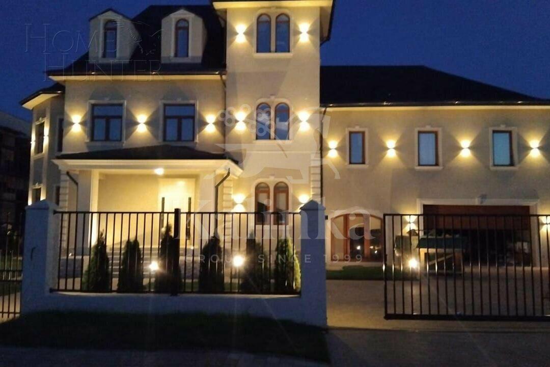 2-этажный коттедж 1 120.4 м² с отделкой