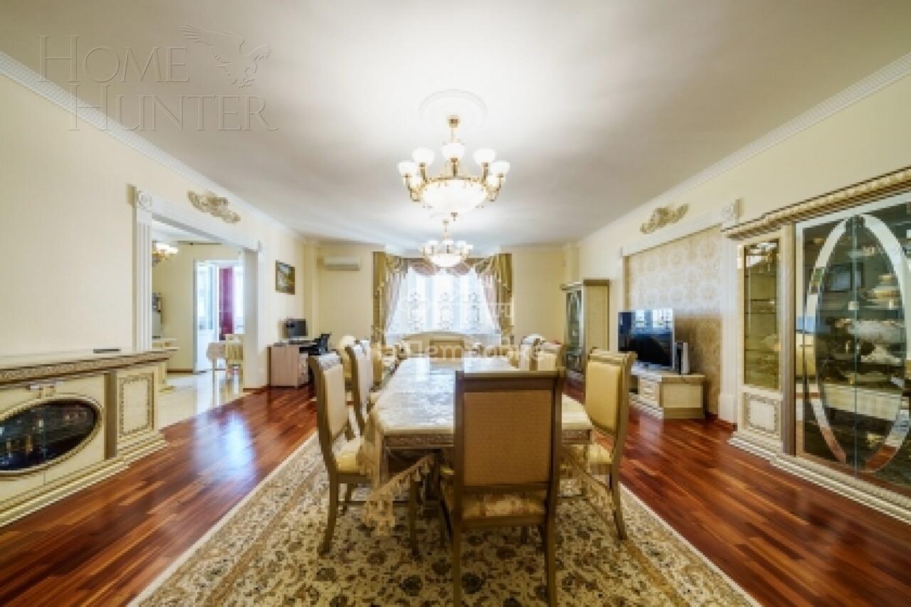 4-КОМН. КВАРТИРА С ОТДЕЛКОЙ 160.4 М² НА 92 ЭТАЖЕ