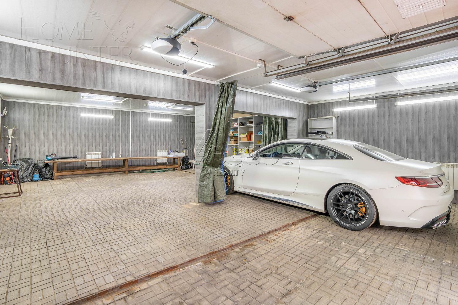 3-этажный коттедж 1 014 м² с отделкой