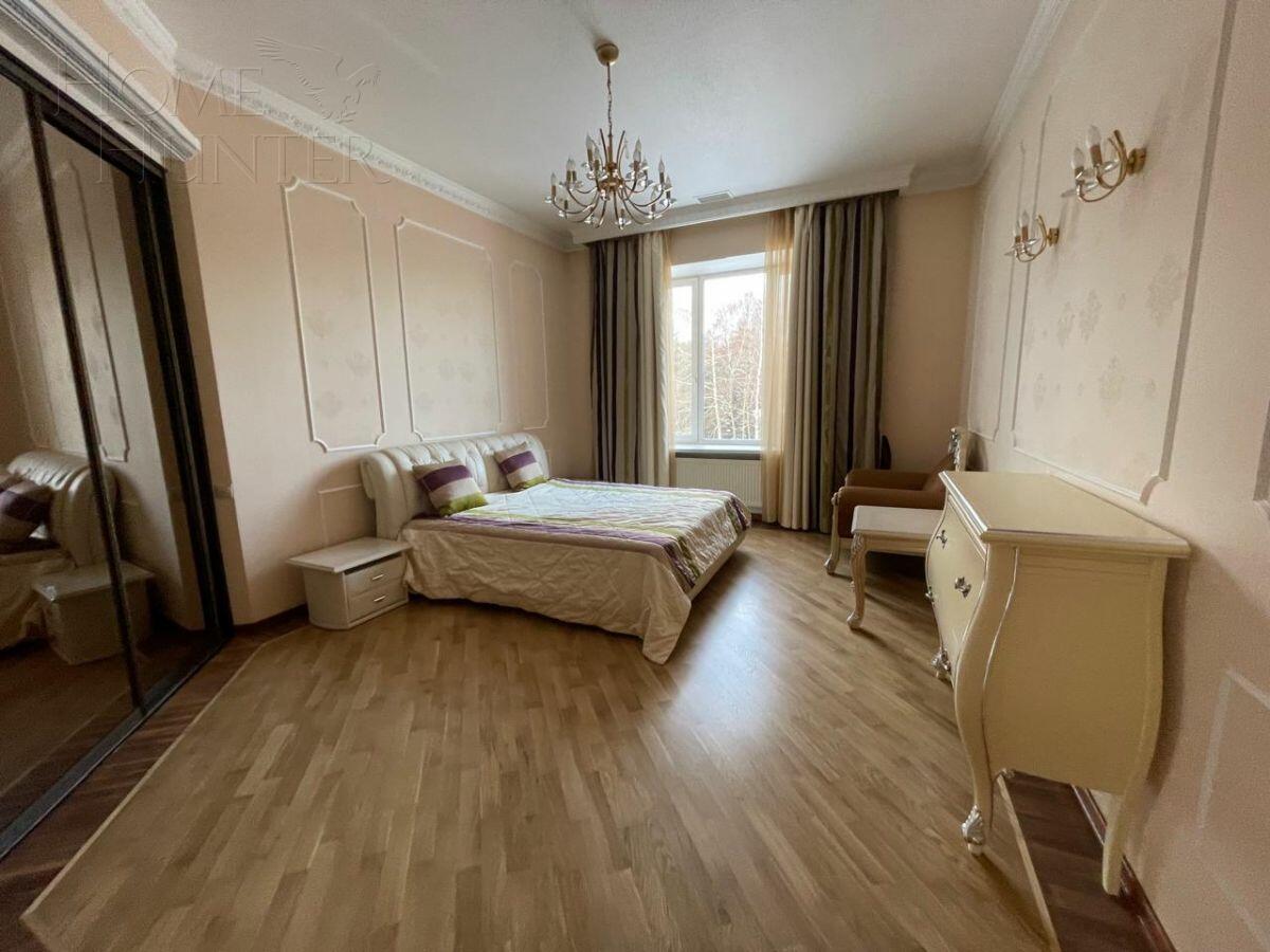 2-этажный коттедж 500 м² с отделкой