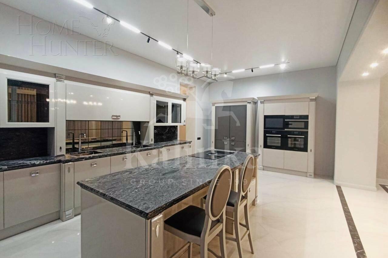 2-этажный коттедж 1 120.4 м² с отделкой