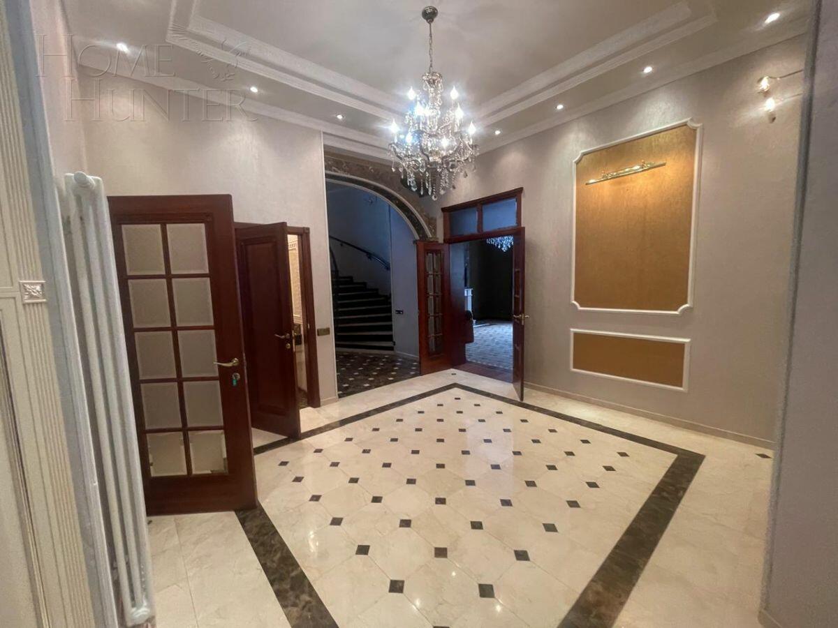 2-этажный коттедж 500 м² с отделкой