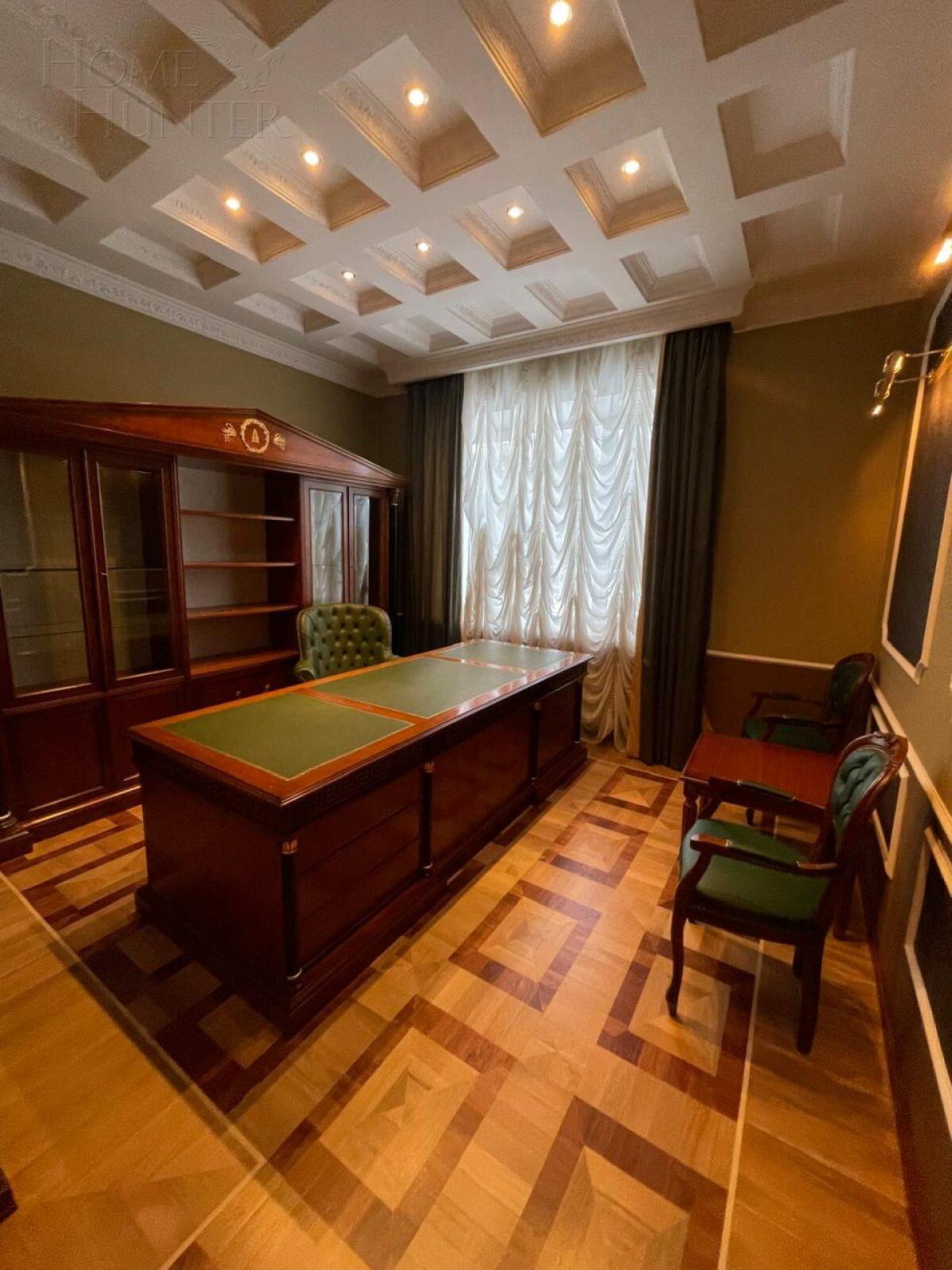 2-этажный коттедж 500 м² с отделкой