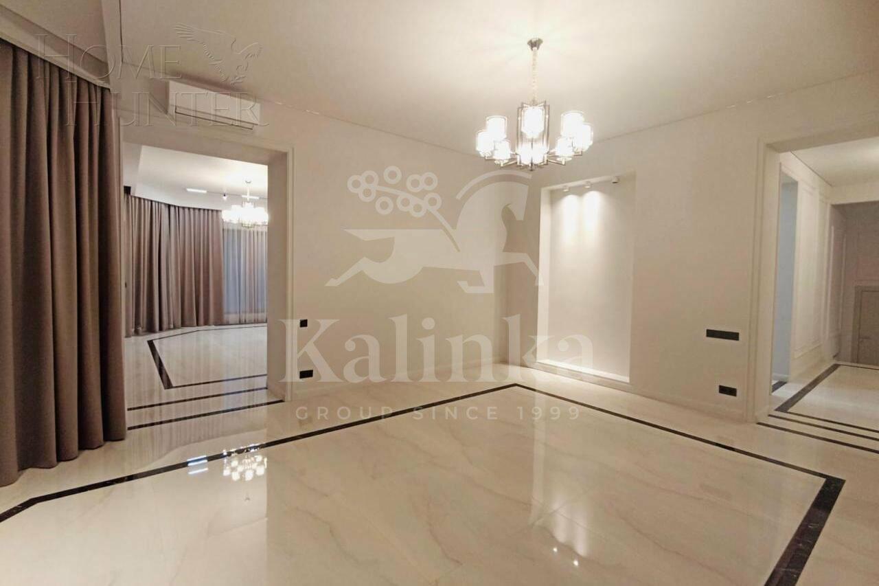 2-этажный коттедж 1 120.4 м² с отделкой