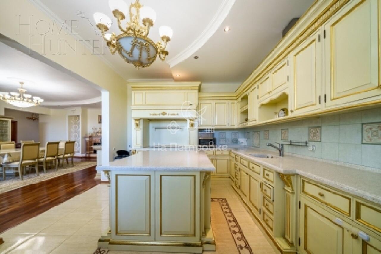 4-КОМН. КВАРТИРА С ОТДЕЛКОЙ 160.4 М² НА 92 ЭТАЖЕ