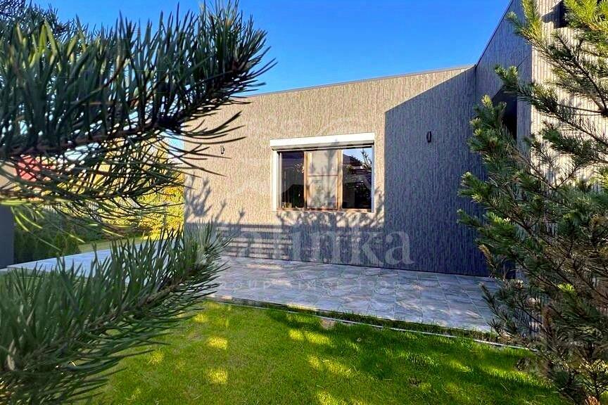 1-этажный коттедж 234 м² с отделкой