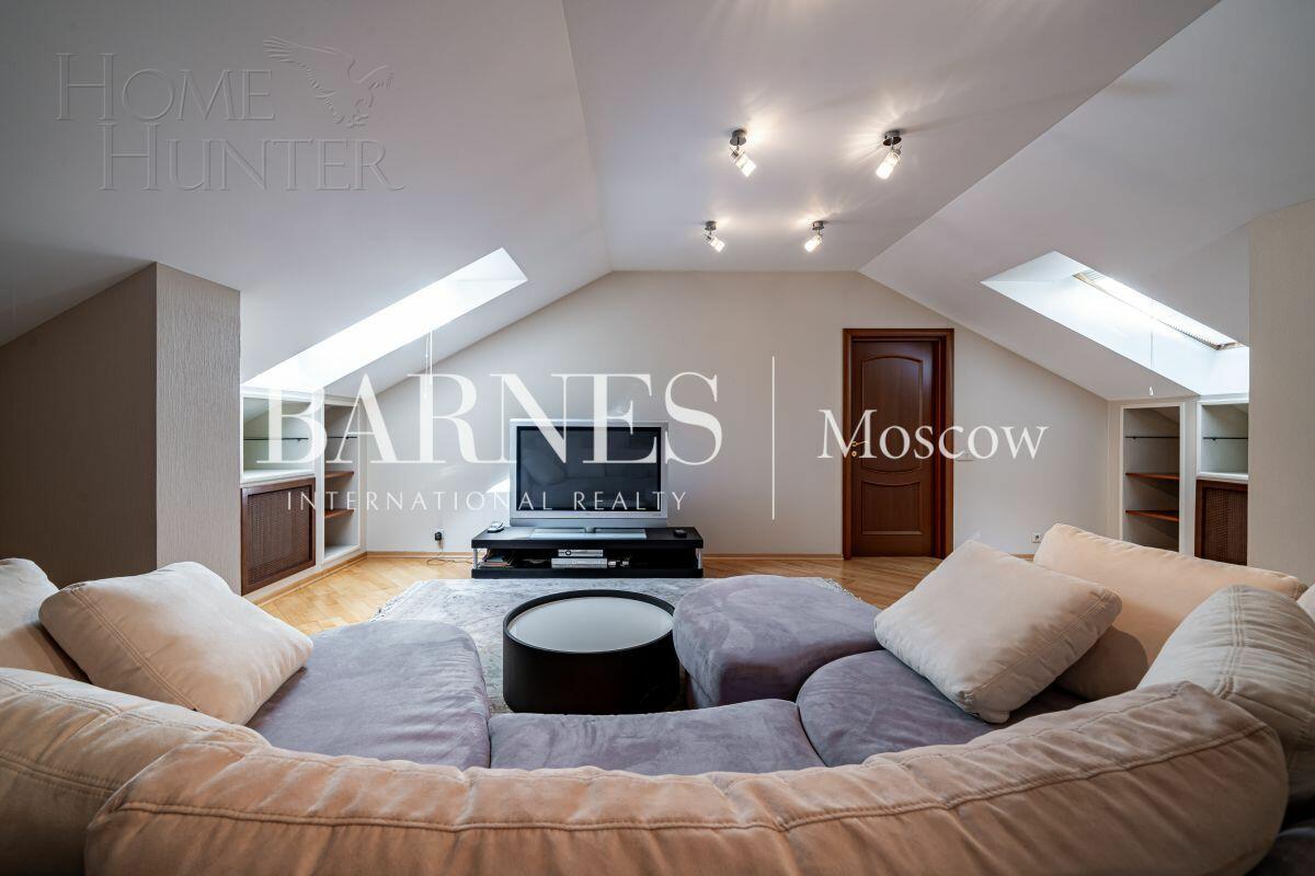 3-этажный коттедж 633 м² с отделкой