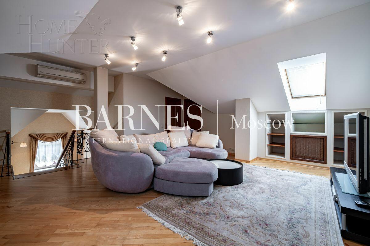 3-этажный коттедж 633 м² с отделкой