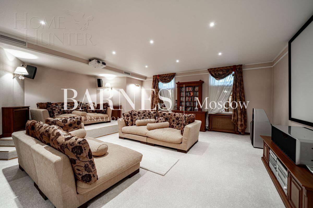 3-этажный коттедж 633 м² с отделкой