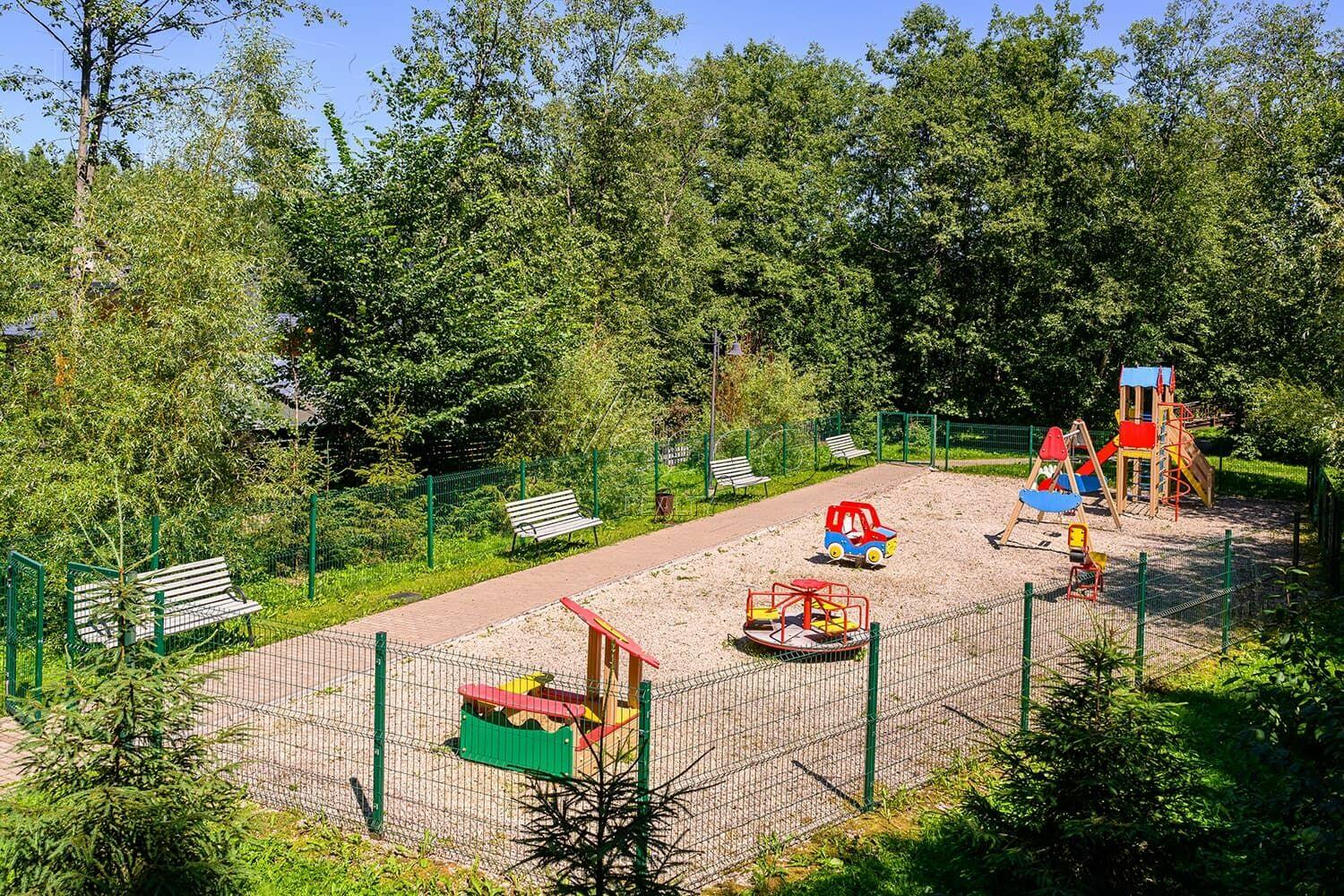 Участок 54.3 сот. в охраняемом поселке