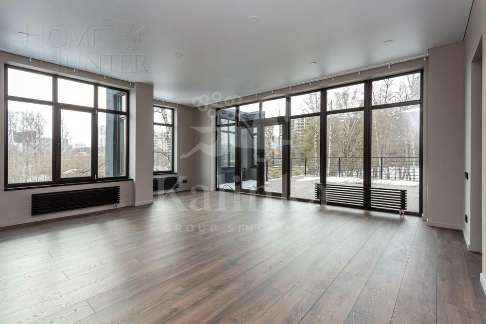 3-этажный таунхаус 945 м² с отделкой