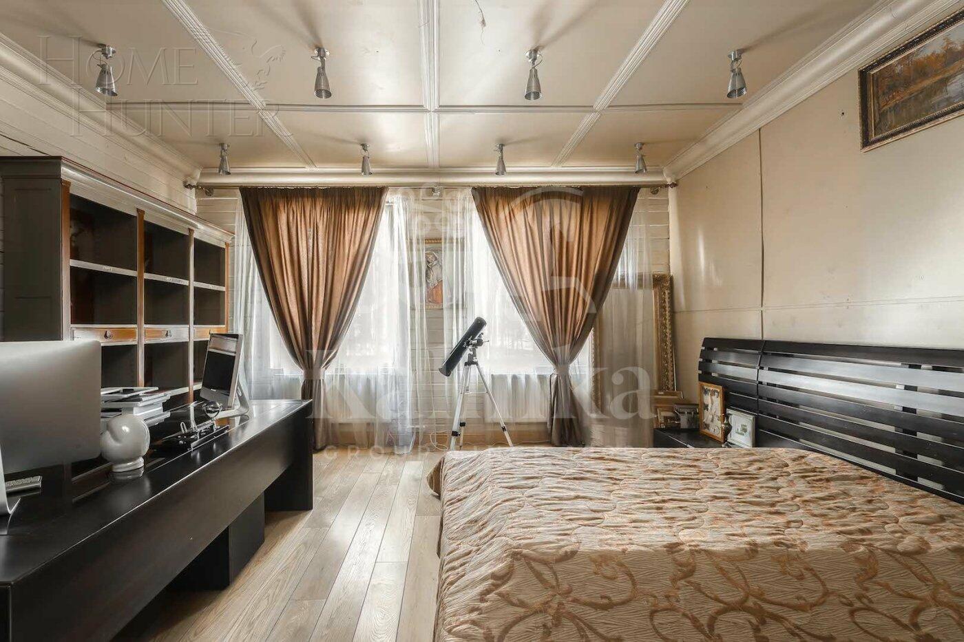 2-этажный коттедж 300 м² с отделкой