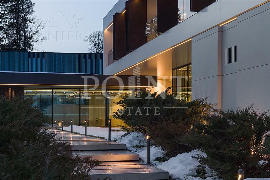 2-этажный коттедж 950 м² с отделкой