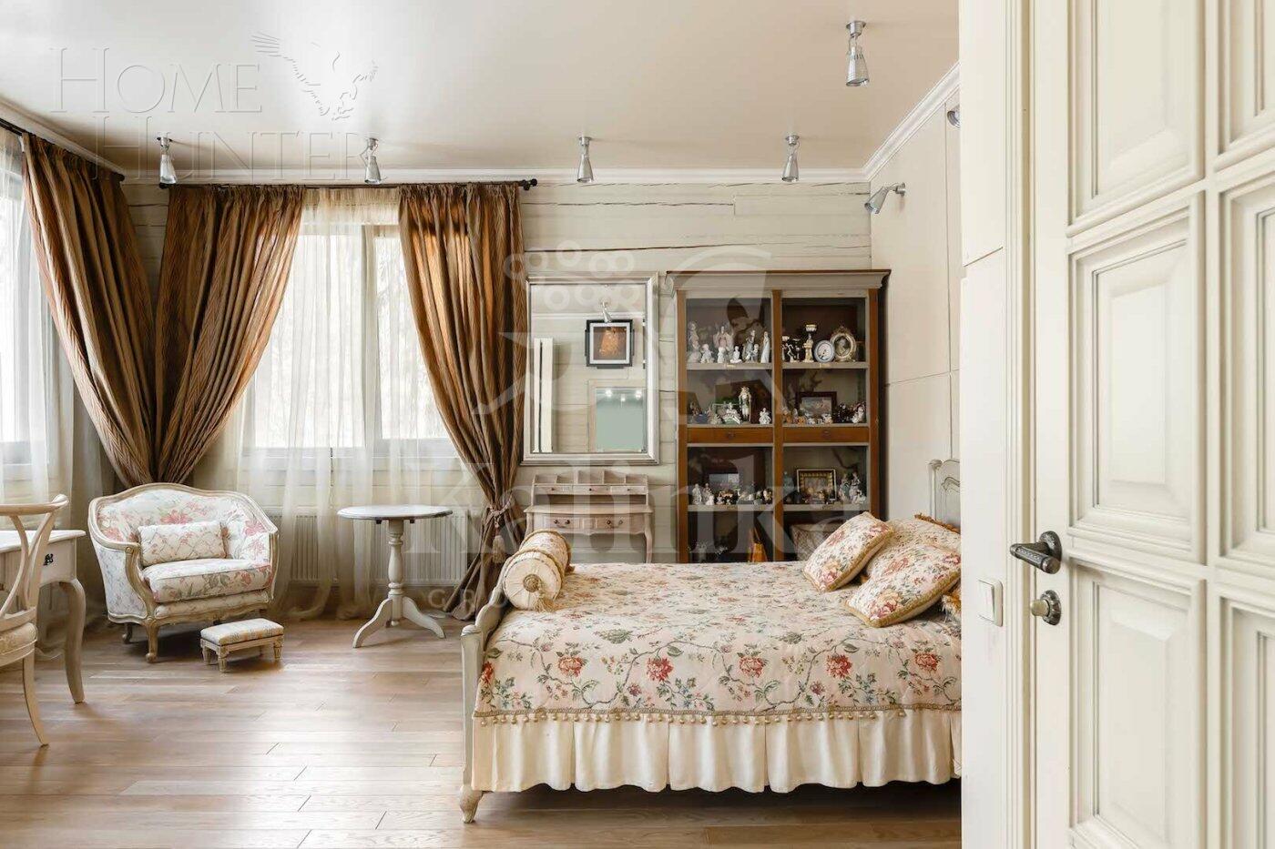 2-этажный коттедж 300 м² с отделкой