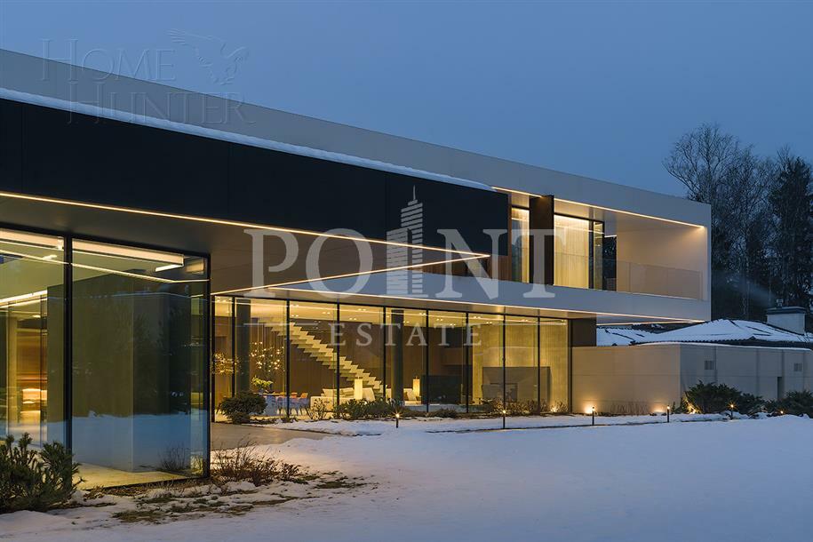 2-этажный коттедж 950 м² с отделкой