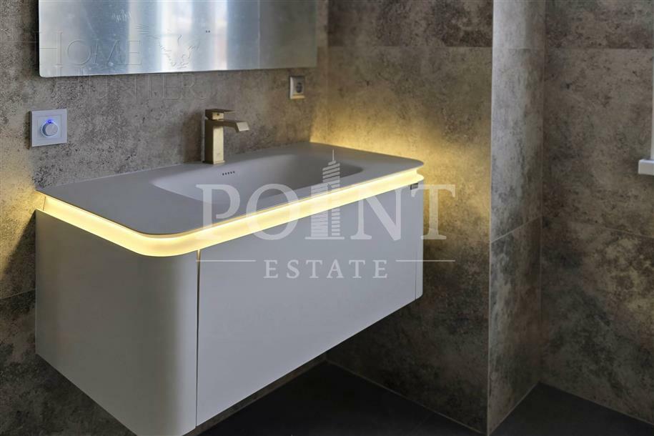 3-этажный таунхаус 250 м² с отделкой