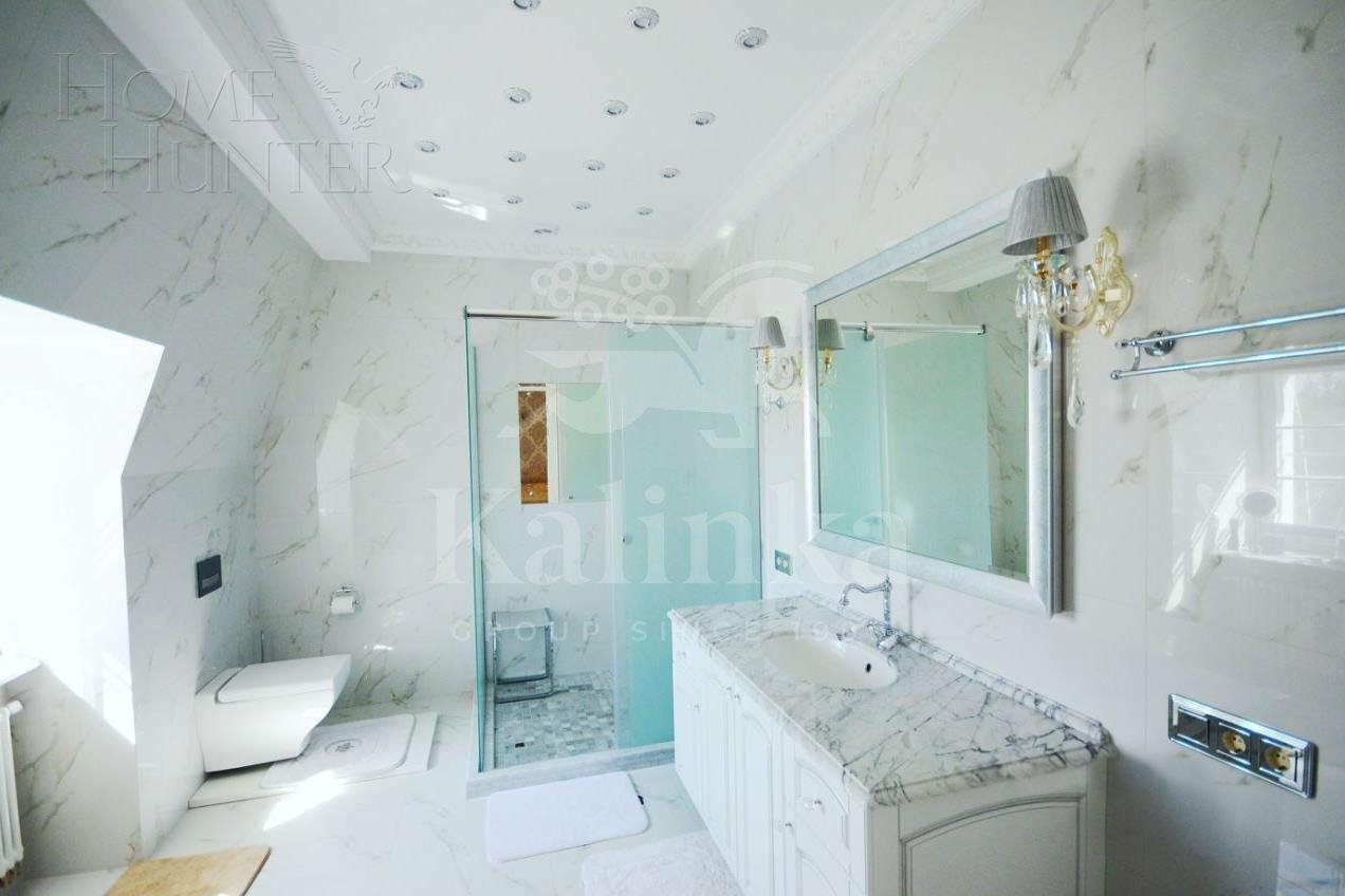 3-этажный таунхаус 375 м² с отделкой