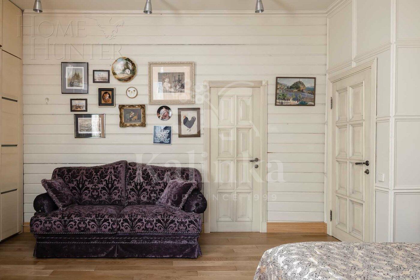 2-этажный коттедж 300 м² с отделкой