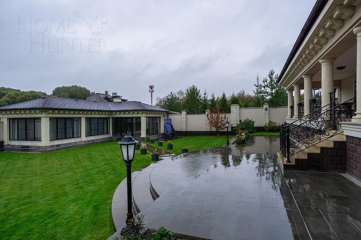 2-этажный коттедж 862 м² с отделкой