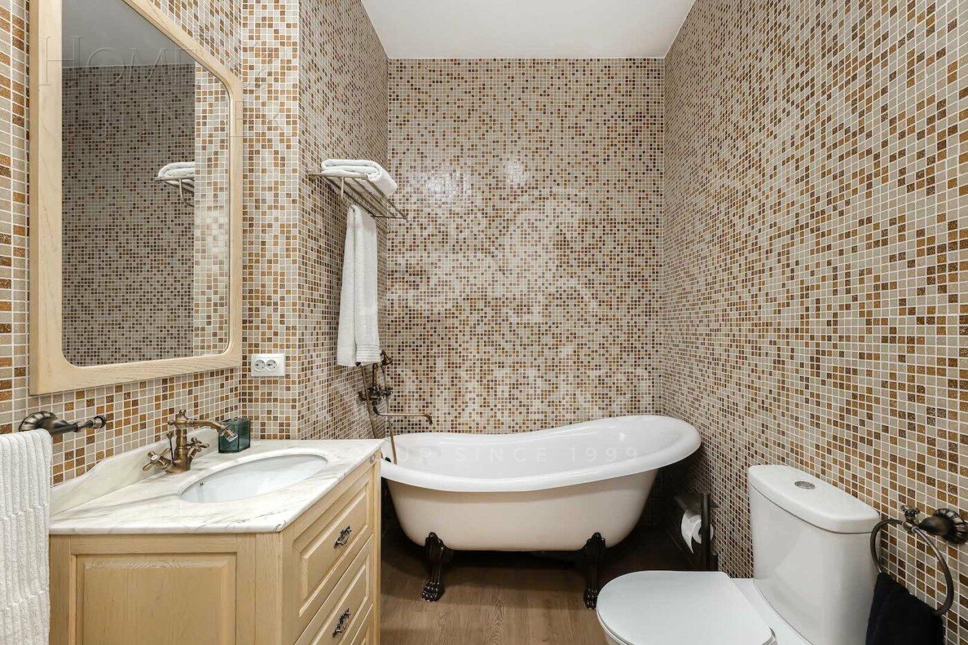 2-этажный коттедж 300 м² с отделкой