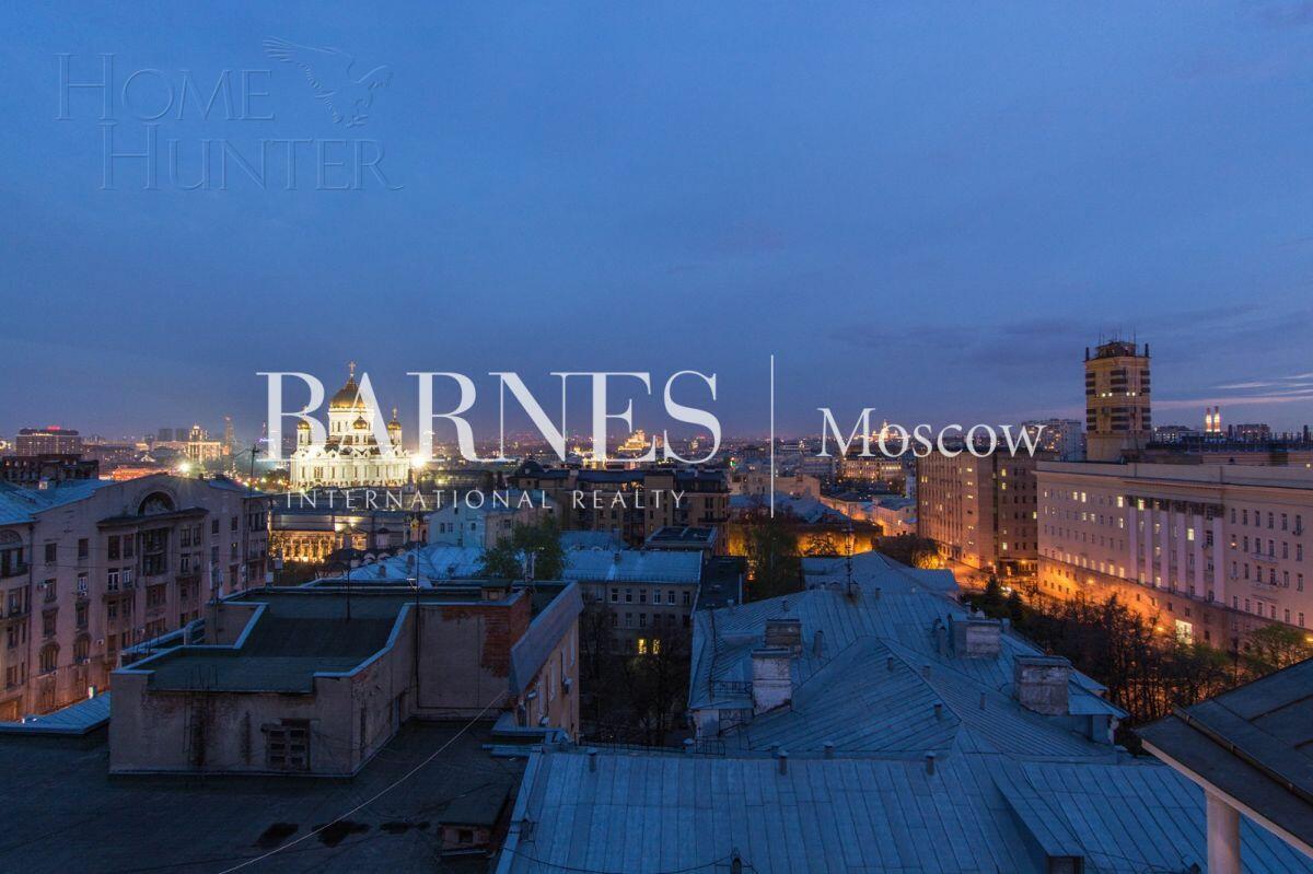 3-УРОВНЕВЫЙ ПЕНТХАУС С ОТДЕЛКОЙ 379 М² НА 7 ЭТАЖЕ