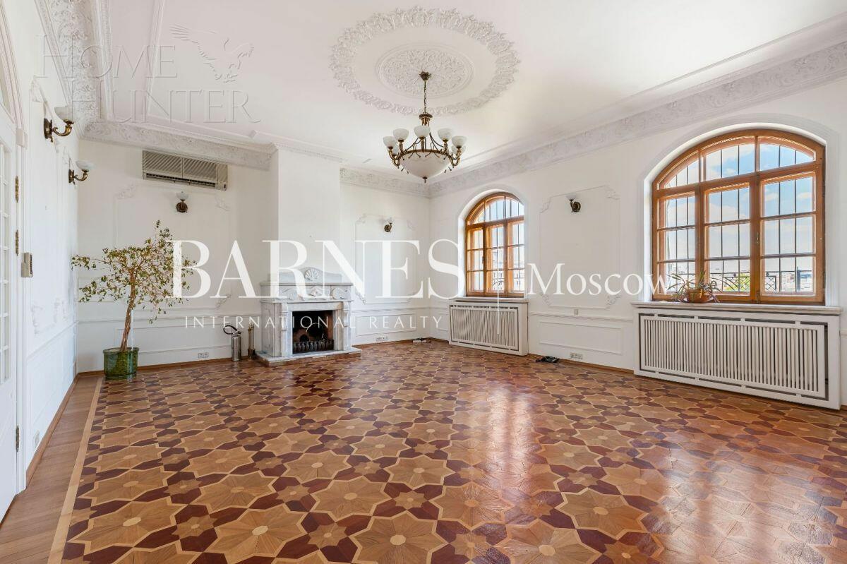 3-УРОВНЕВЫЙ ПЕНТХАУС С ОТДЕЛКОЙ 379 М² НА 7 ЭТАЖЕ