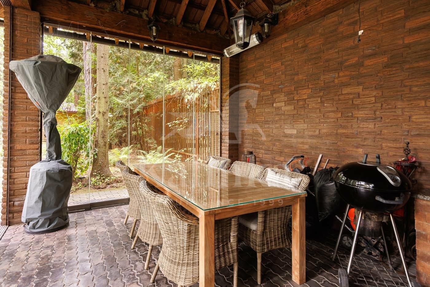 2-этажный коттедж 398.2 м² с отделкой