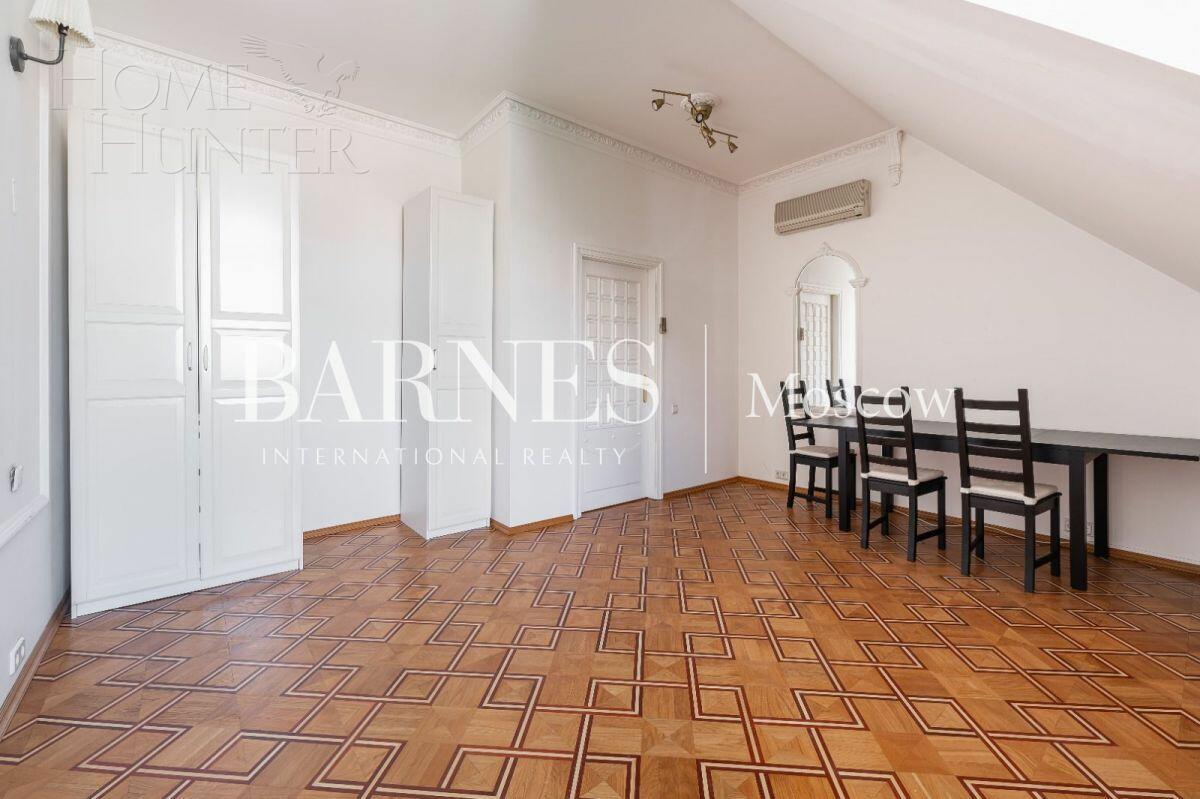 3-УРОВНЕВЫЙ ПЕНТХАУС С ОТДЕЛКОЙ 379 М² НА 7 ЭТАЖЕ