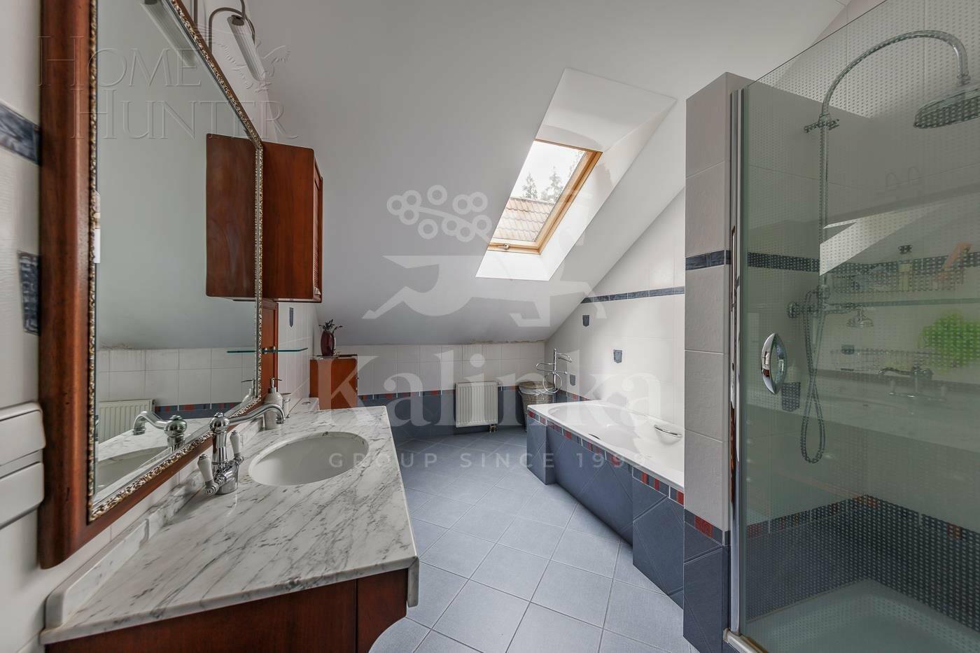 2-этажный коттедж 398.2 м² с отделкой