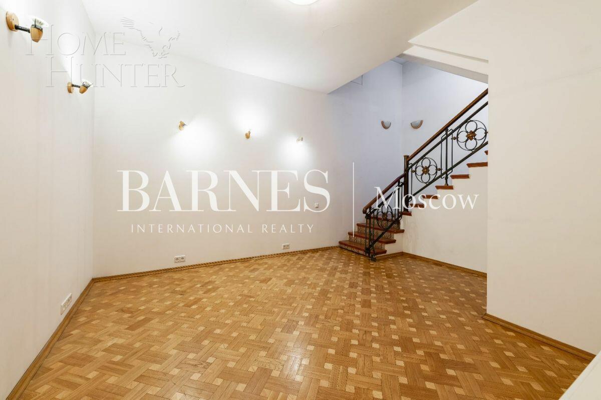 3-УРОВНЕВЫЙ ПЕНТХАУС С ОТДЕЛКОЙ 379 М² НА 7 ЭТАЖЕ