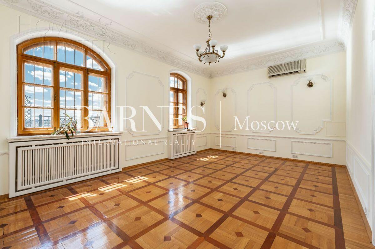 3-УРОВНЕВЫЙ ПЕНТХАУС С ОТДЕЛКОЙ 379 М² НА 7 ЭТАЖЕ