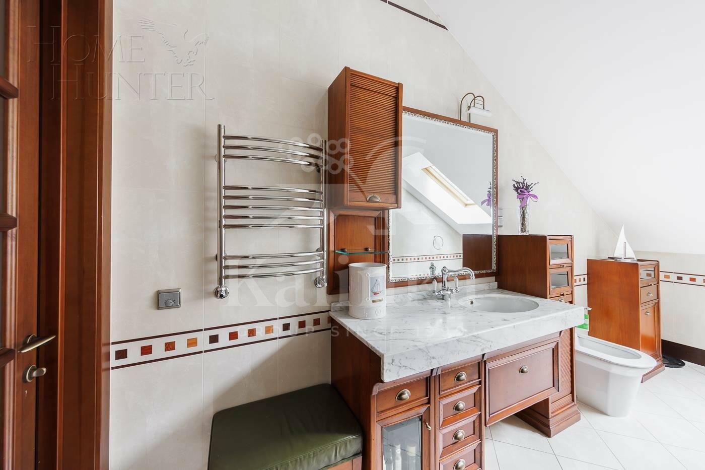 2-этажный коттедж 398.2 м² с отделкой