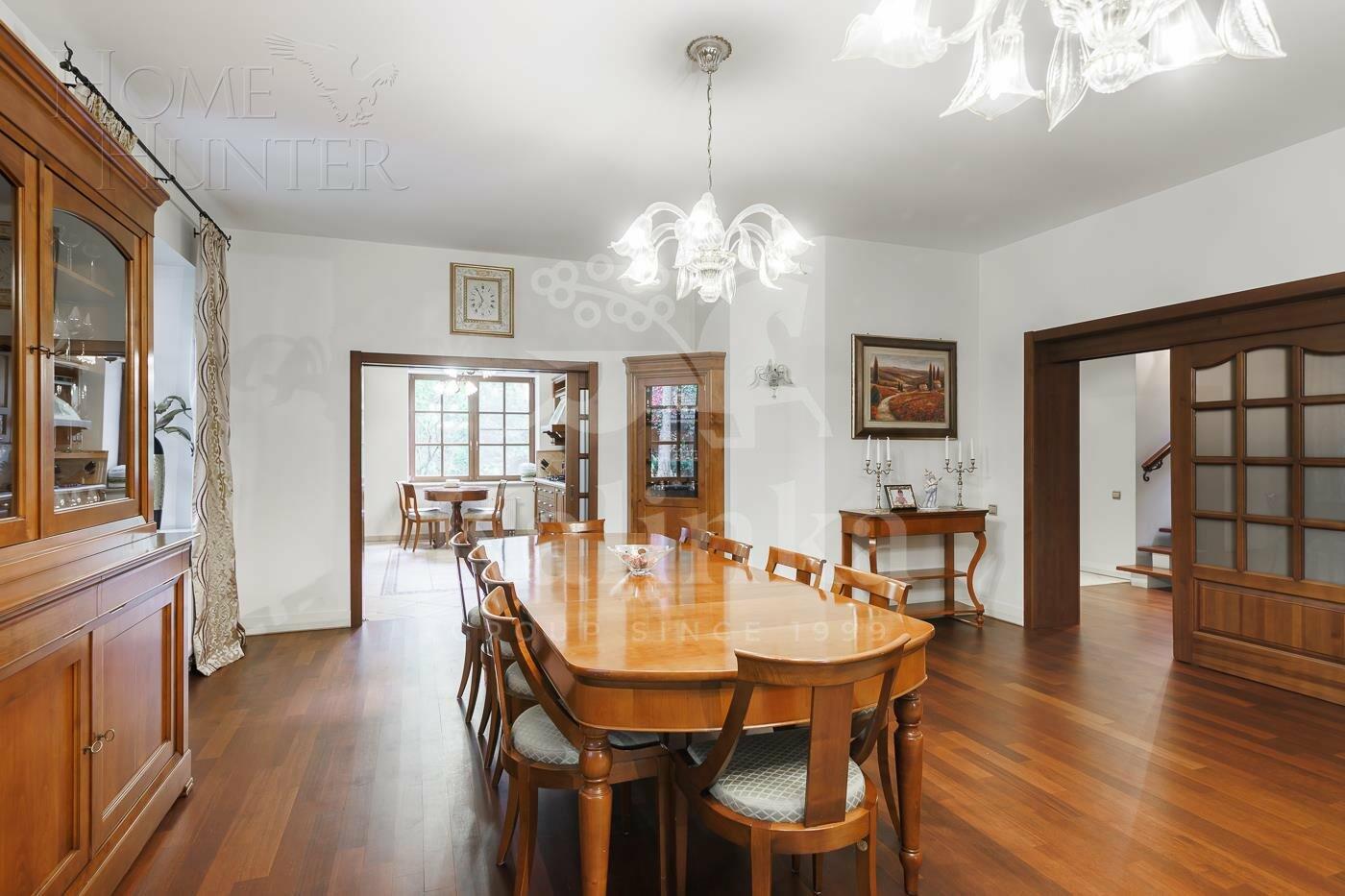 2-этажный коттедж 398.2 м² с отделкой