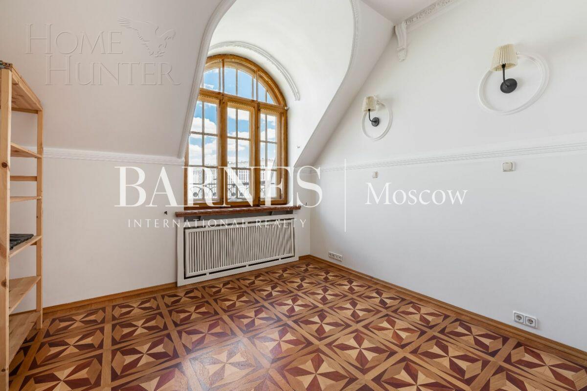 3-УРОВНЕВЫЙ ПЕНТХАУС С ОТДЕЛКОЙ 379 М² НА 7 ЭТАЖЕ